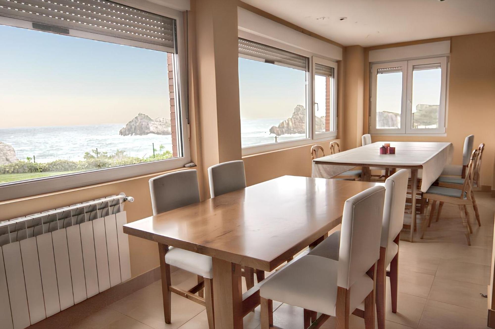 Spacious House With Sea View In Liencres + Jacuzzi Esterno foto