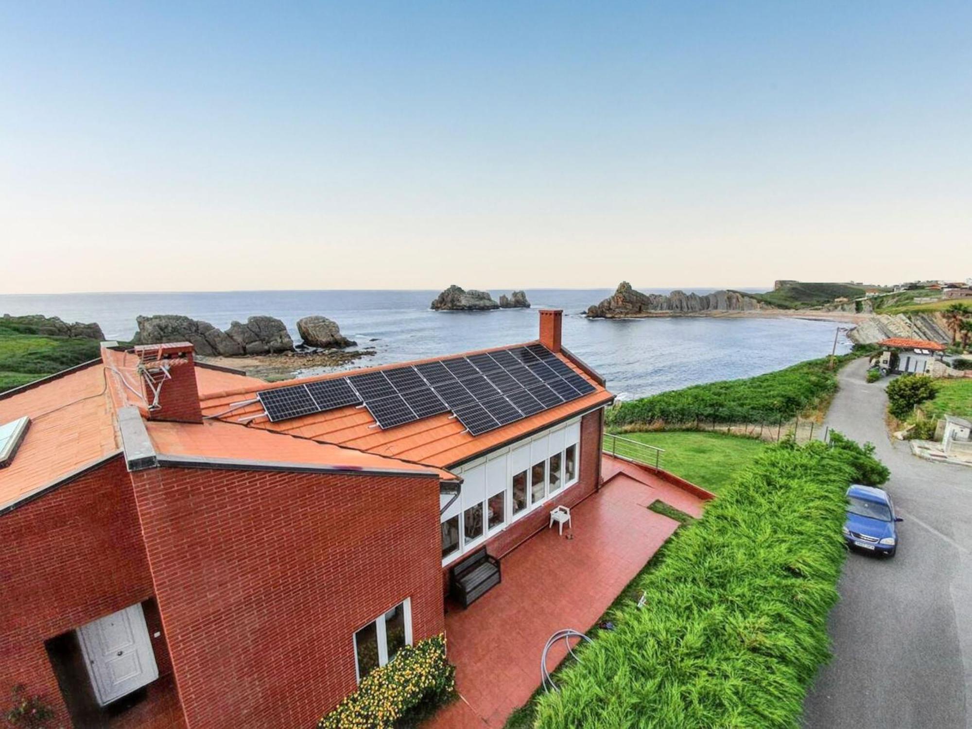 Spacious House With Sea View In Liencres + Jacuzzi Esterno foto