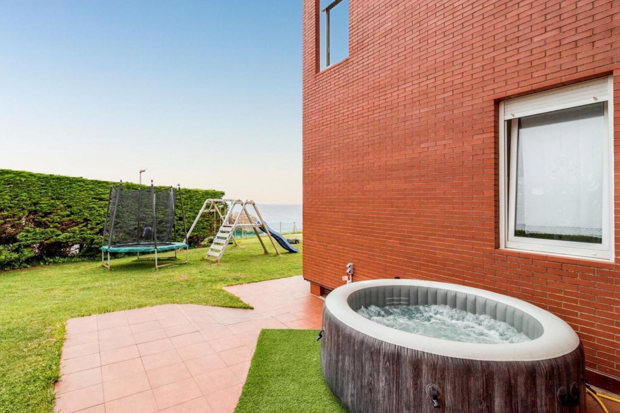Spacious House With Sea View In Liencres + Jacuzzi Esterno foto