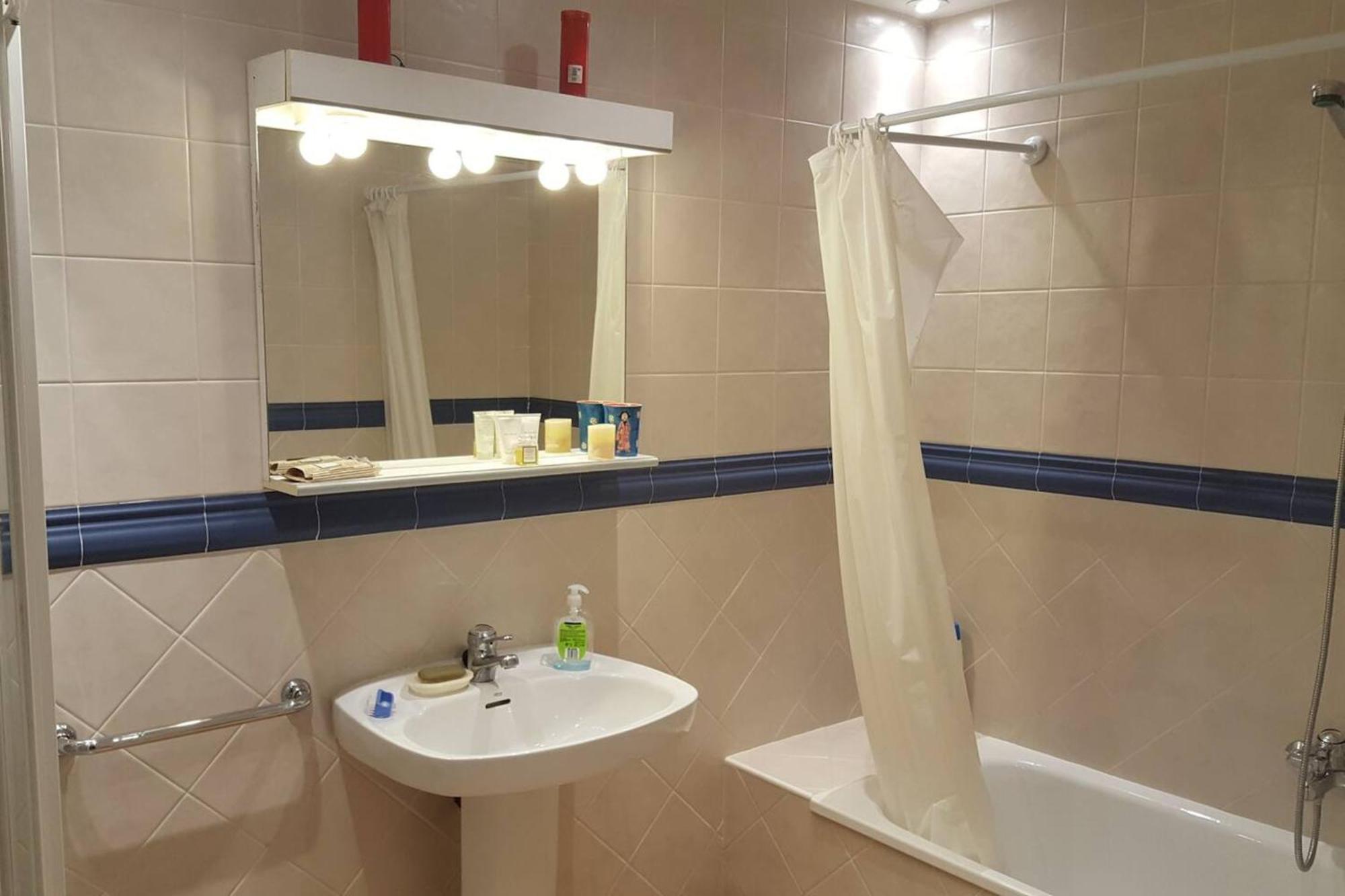 Spacious House With Sea View In Liencres + Jacuzzi Esterno foto